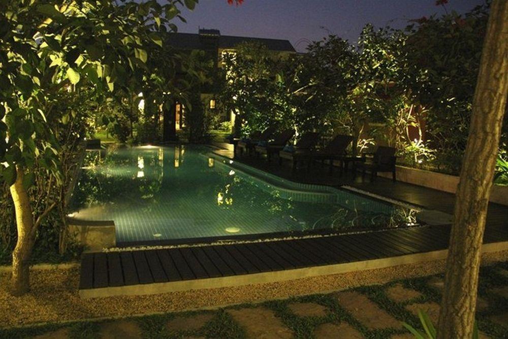 Villa Amalia Siem Reap Exterior photo