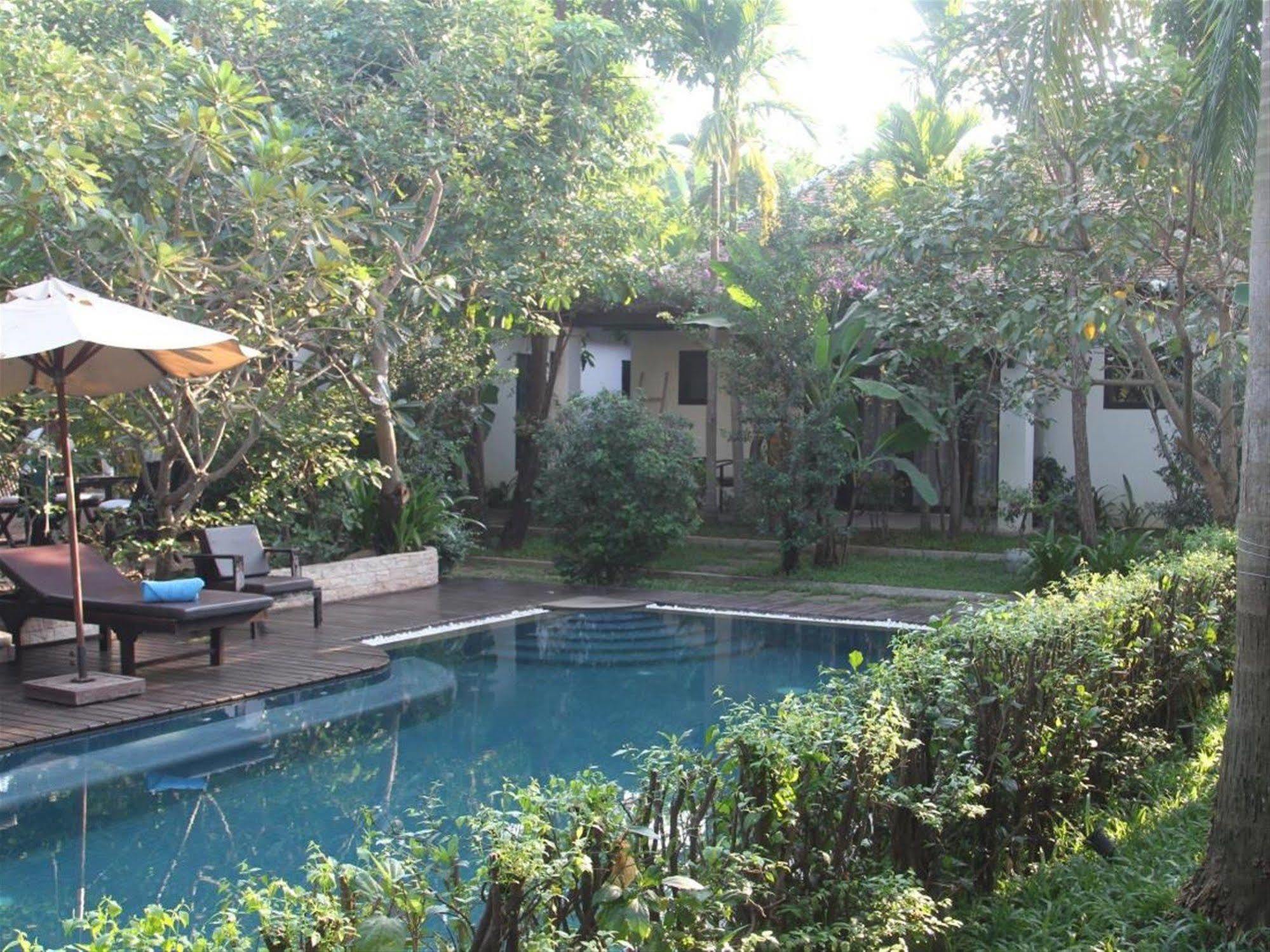 Villa Amalia Siem Reap Exterior photo